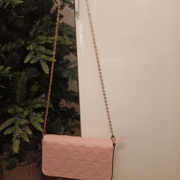 💎✨Nice offer✨💎Louis vuitton scarcely brings CARDS credit, wallet - Picture 4 of 6